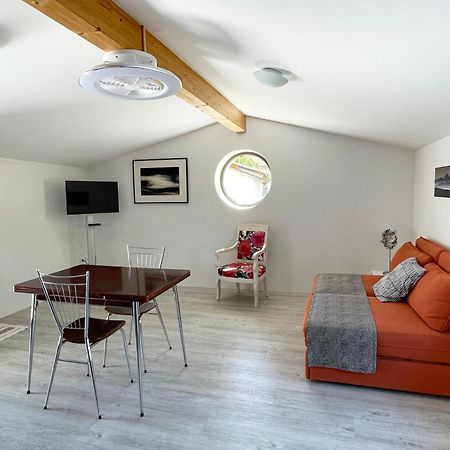 Bed and Breakfast Chemin Des Ormeaux Ennezat Экстерьер фото